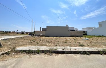 TERRENO EDIFICABILE CON AFFACCIO SU DUE STRADE – Squinzano (Le), Via Ciardo