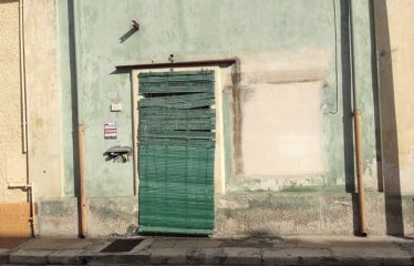 ABITAZIONE DA RISTRUTTURARE – Squinzano (Le), Via M. Galliano