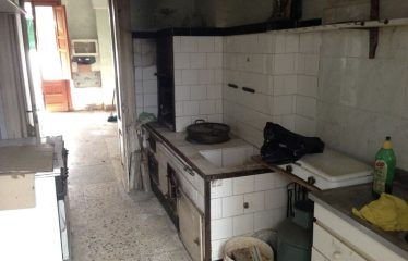 ABITAZIONE DA RISTRUTTURARE – Squinzano (Le), Via M. Galliano