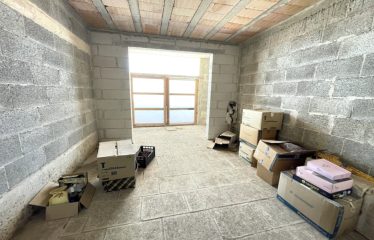 ABITAZIONE INDIPENDENTE CON GARAGE – Trepuzzi (Le), via Ugo Foscolo