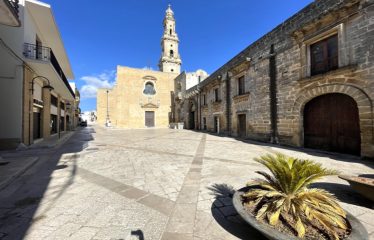 LOCALE COMMERCIALE – Trepuzzi (Le), Corso Umberto