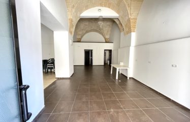 LOCALE COMMERCIALE – Trepuzzi (Le), Corso Umberto