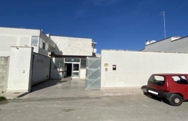 LOCALE COMMERCIALE – Squinzano (Le), Strada privata prospiciente via Montegrappa