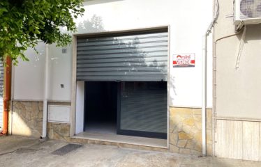 LOCLE COMMERCIALE – Campi Salentina (Le), Via Medaglie d’Oro