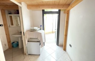 LOCLE COMMERCIALE – Campi Salentina (Le), Via Medaglie d’Oro
