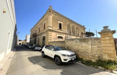 VILLA STORICA CON AMPIO GIARDINO ED AMPIA METRATURA – Squinzano (Le), Via Gianfilippe