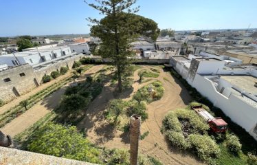 VILLA STORICA CON AMPIO GIARDINO ED AMPIA METRATURA – Squinzano (Le), Via Gianfilippe
