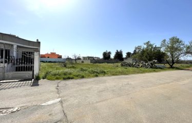 TERRENO EDIFICABILE – Squinzano (Le), Traversa via R. Sanzio