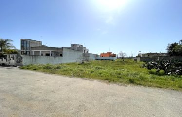 TERRENO EDIFICABILE – Squinzano (Le), Traversa via R. Sanzio