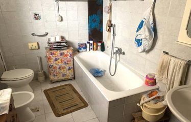 ABITAZIONE INDIPENDENTE CON GARAGE &ndash; Squinzano (Le), Via Cavour ang. Via Montegrappa