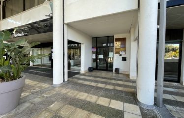 UFFICIO CON BOX AUTO IN CENTRO &ndash; Campi Salentina(Le), Via Pacinotti