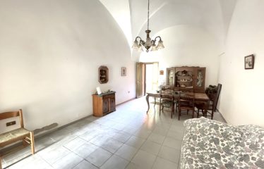 ABITAZIONE INDIPENDENTE CON AMPIO GIARDINO – Trepuzzi (Le), Via San Giuseppe