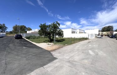 TERRENO EDIFICABILE ANGOLO &ndash; Squinzano (Le), via Sindaco Marzo