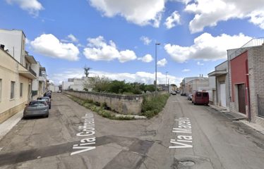TERRENO EDIFICABILE DI AMPIA METRATURA &ndash; Squinzano (Le), Via Macello ang. via Mameli