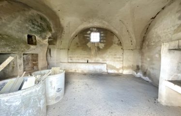 TERRENO AGRICOLO CON FABBRICATO RURALE – Squinzano (Le), via Faraschita