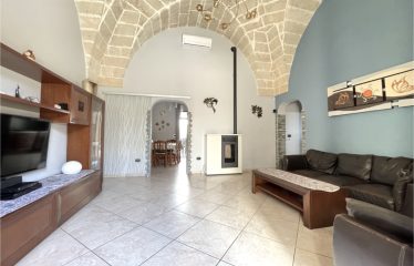 ABITAZIONE INDIPENDENTE CON GARAGE – Trepuzzi (Le), Via Michelangelo, 14