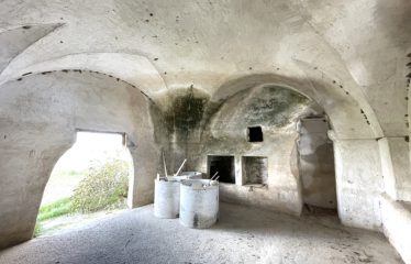 TERRENO AGRICOLO CON FABBRICATO RURALE – Squinzano (Le), via Faraschita