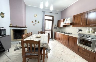 ABITAZIONE INDIPENDENTE CON GARAGE – Trepuzzi (Le), Via Michelangelo, 14