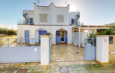 VILLETTA AL MARE CON GIARDINO – Boncore di Nardò – Via Caravaggio – Torre Lapillo