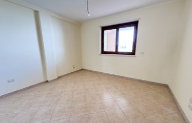 APPARTAMENTO 1&deg; PIANO CON BOX E MANSARDA INTERNA &ndash; Trepuzzi (Le), via Giuseppe Elia