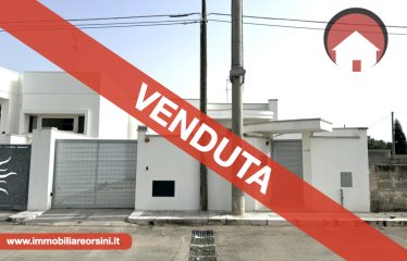 VILLETTA INDIPENDENTE CON GIARDINO – Squinzano (Le), via Marco Polo