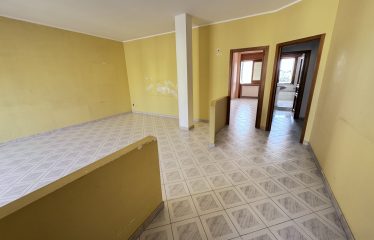 ABITAZIONE PIANO 1° CON AREA SOLARE – Arnesano (Le), via Materdomini 74