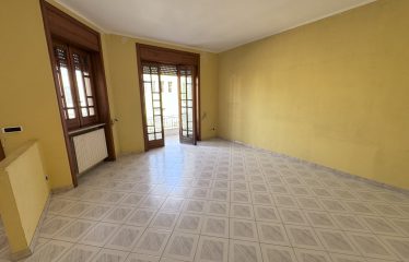 ABITAZIONE PIANO 1° CON AREA SOLARE – Arnesano (Le), via Materdomini 74