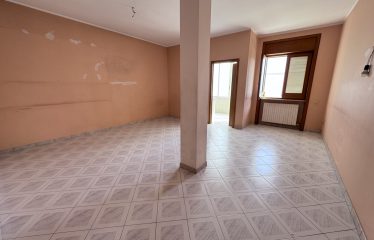 ABITAZIONE PIANO 1° CON AREA SOLARE – Arnesano (Le), via Materdomini 74