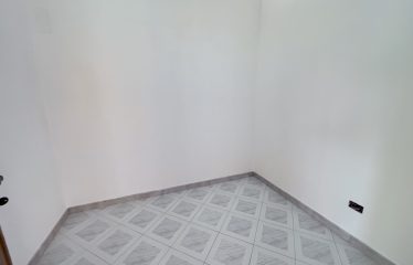 ABITAZIONE PIANO 1° CON AREA SOLARE – Arnesano (Le), via Materdomini 74