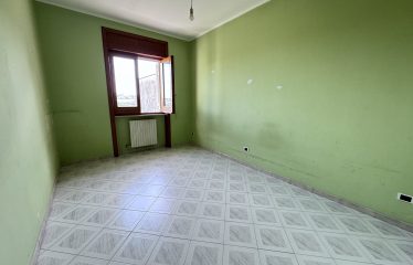 ABITAZIONE PIANO 1° CON AREA SOLARE – Arnesano (Le), via Materdomini 74