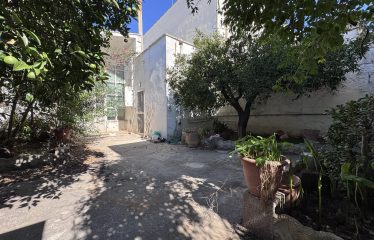 ABITAZIONE INDIPENDENTE CON GIARDINO &ndash; Squinzano (LE), via Garibaldi