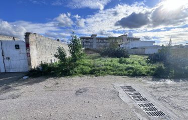 TERRENO EDIFICABILE &ndash; Squinzano (Le), via G. Pascoli