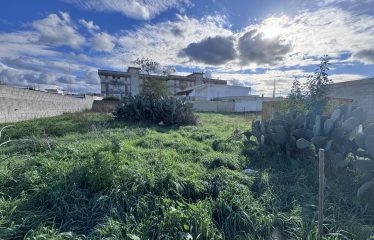 TERRENO EDIFICABILE &ndash; Squinzano (Le), via G. Pascoli