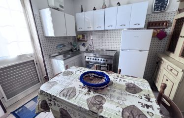 ABITAZIONE INDIPENDENTE, Squinzano (Le), via IV Novembre