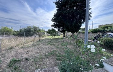 VILLETTA CON GIARDINO – Trepuzzi (Le), via G. Elia