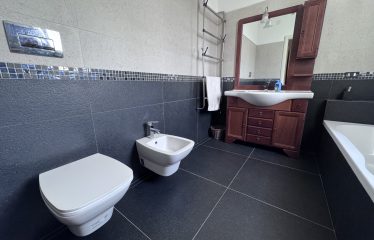 VILLETTA CON GIARDINO – Trepuzzi (Le), via G. Elia