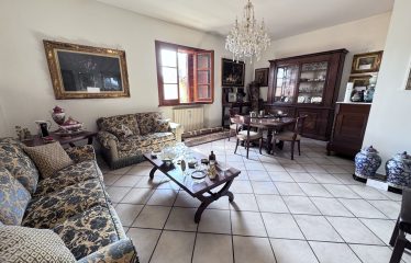 VILLA CON GIARDINO &ndash; Squinzano (Le), via Lecce