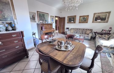 VILLA CON GIARDINO &ndash; Squinzano (Le), via Lecce