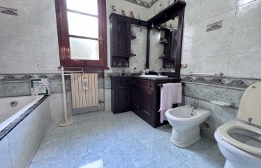 VILLA CON GIARDINO &ndash; Squinzano (Le), via Lecce