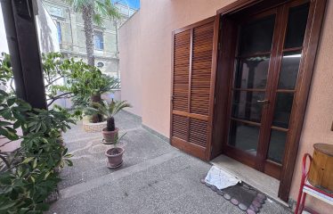 VILLA CON GIARDINO &ndash; Squinzano (Le), via Lecce