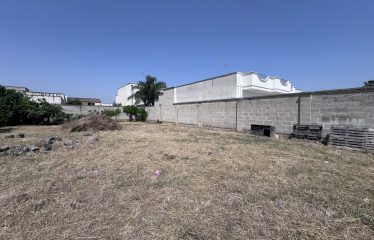 TERRENO EDIFICABILE RECINTATO &ndash; Squinzano (Le), via Sindaco Frassaniti