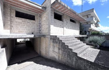 Villa Grezza – Campi Salentina (Le), Viale Nino di Palma