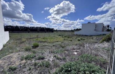 TERRENI EDIFICABILI – Campi Salentina (Le), via Bachelet