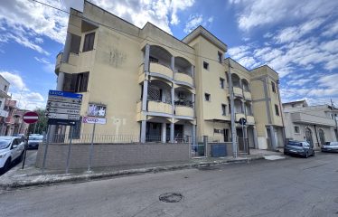 DEPOSITO – ADIBITO AD APPARTAMENTO – Trepuzzi (Le), via Don Bosco