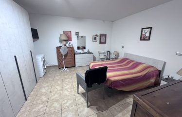 DEPOSITO – ADIBITO AD APPARTAMENTO – Trepuzzi (Le), via Don Bosco