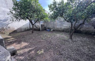 Garage con terreno edificabile &ndash; Squinzano (Le)