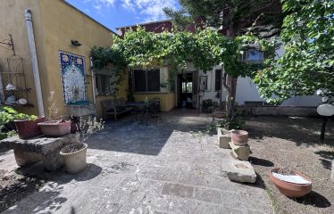 Villa con Giardino – Trepuzzi (Le), via A. Manzoni