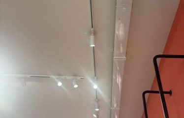 LOCALE COMMERCIALE &ndash; Squinzano (Le), via Brindisi