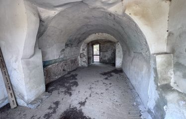 Piccolo Casolare di Campagna – Campi Salentina (Le), contrada Patera