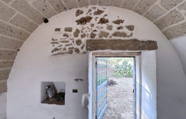 Piccolo Casolare di Campagna – Campi Salentina (Le), contrada Patera